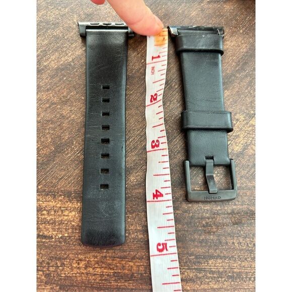 Nomad black leather strap band 42 MM for Apple watch small to medium - Picture 4 of 4